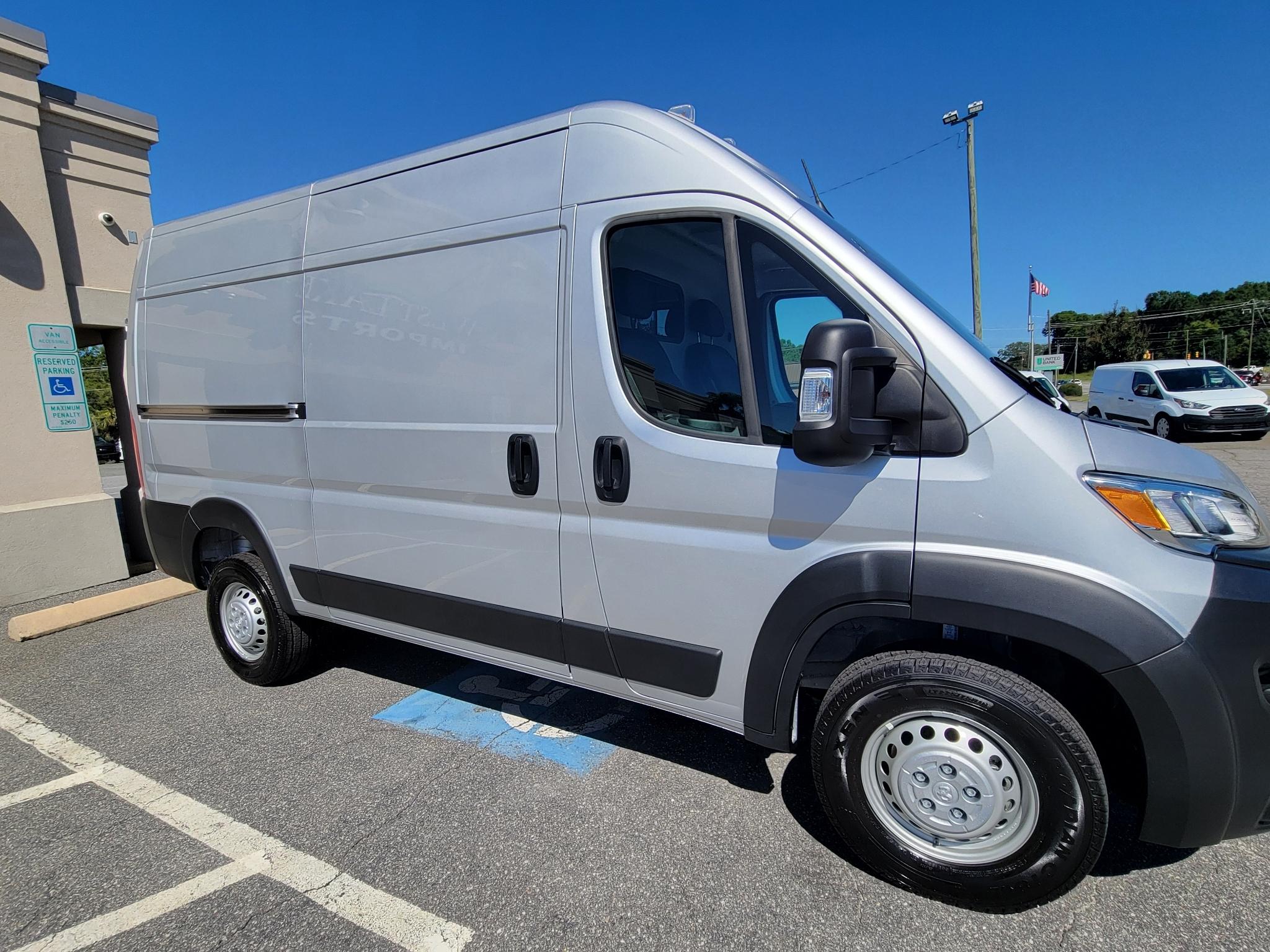 RAM ProMaster Cargo Van Tradesman 1500 High Roof 136" WB w/Pass Seat 2026
