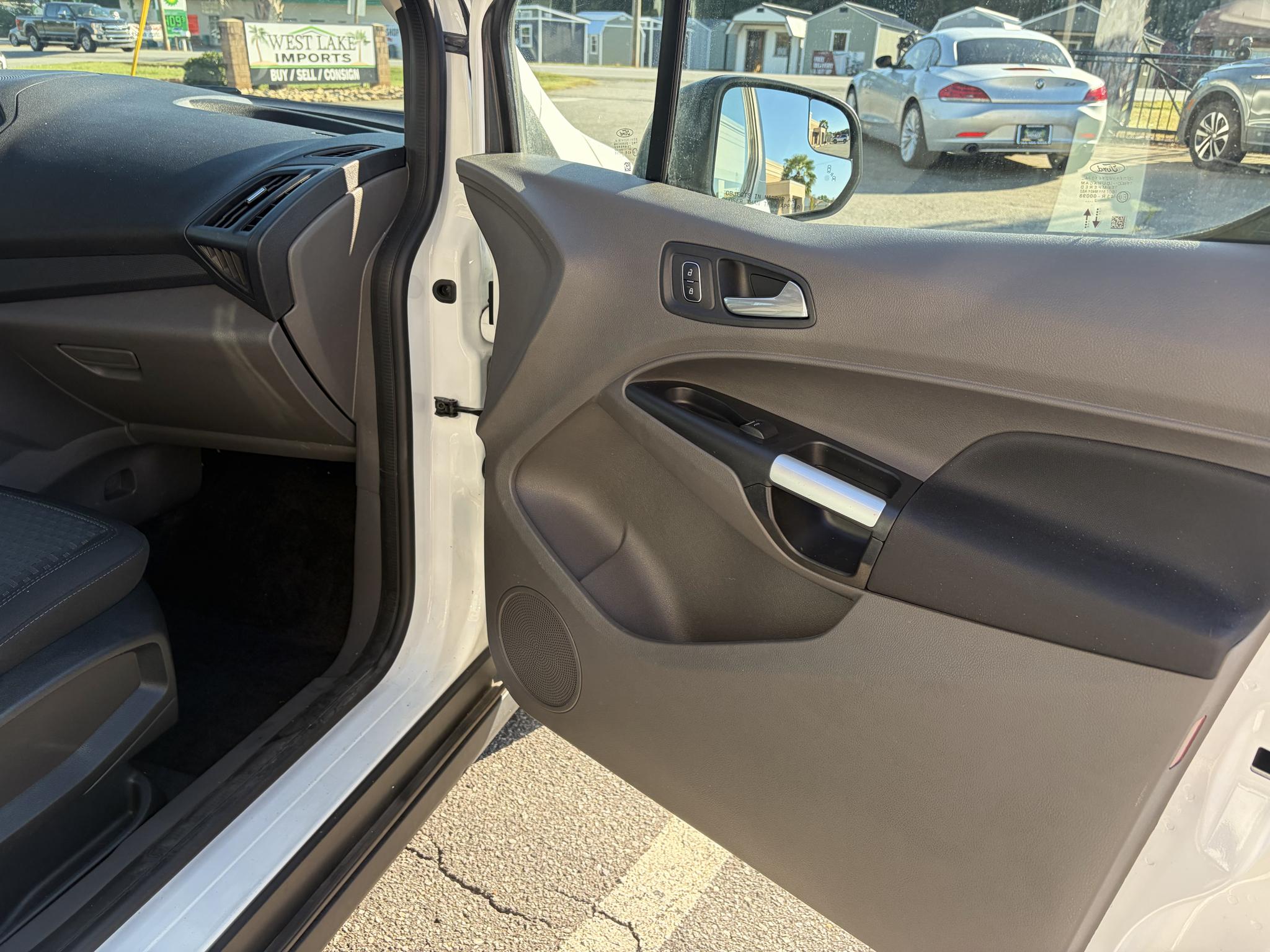 Ford Transit Connect Van XLT LWB w/Rear Liftgate 2023