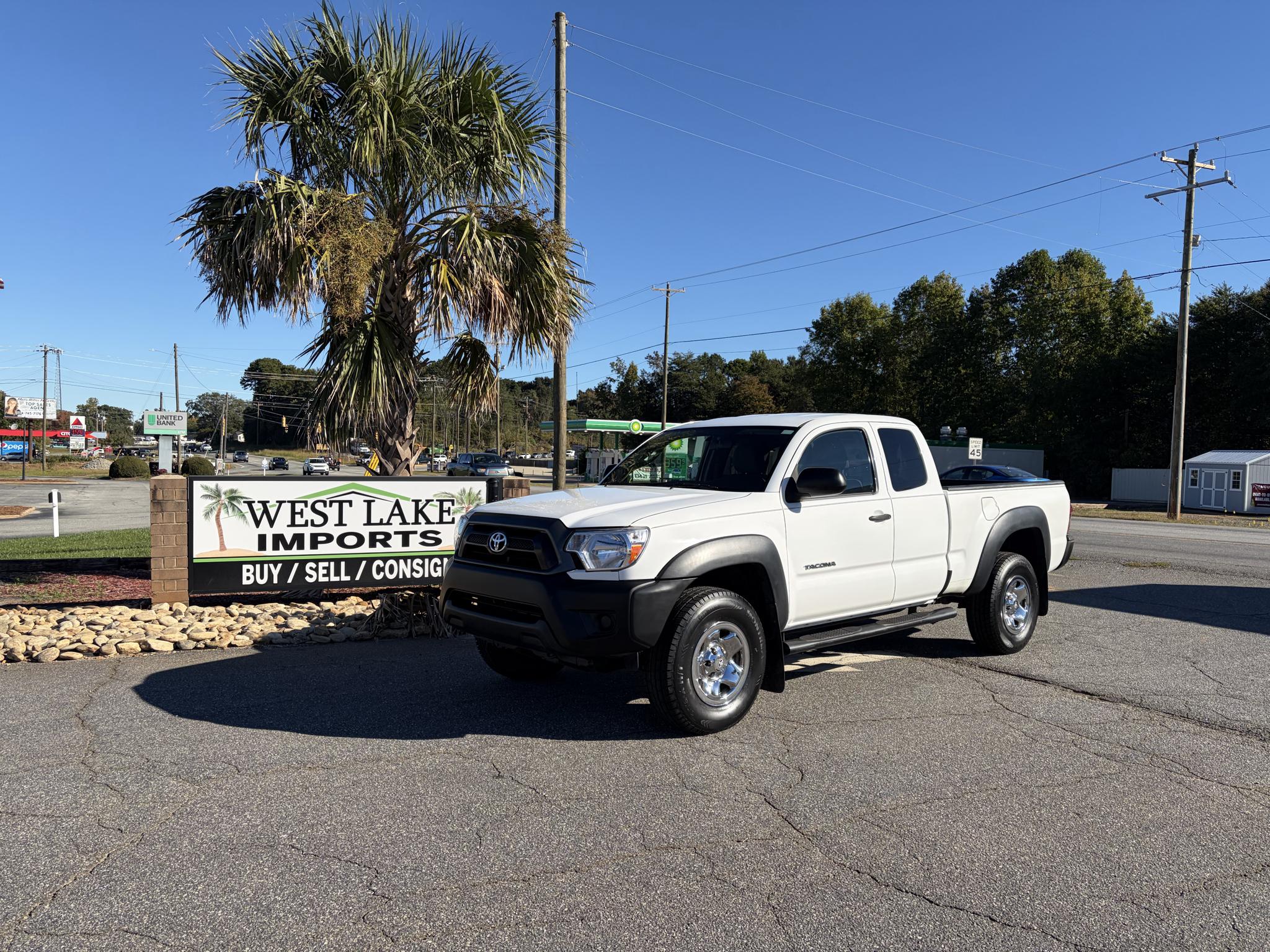 Toyota Tacoma 2WD Access Cab I4 AT PreRunner (Natl) 2014
