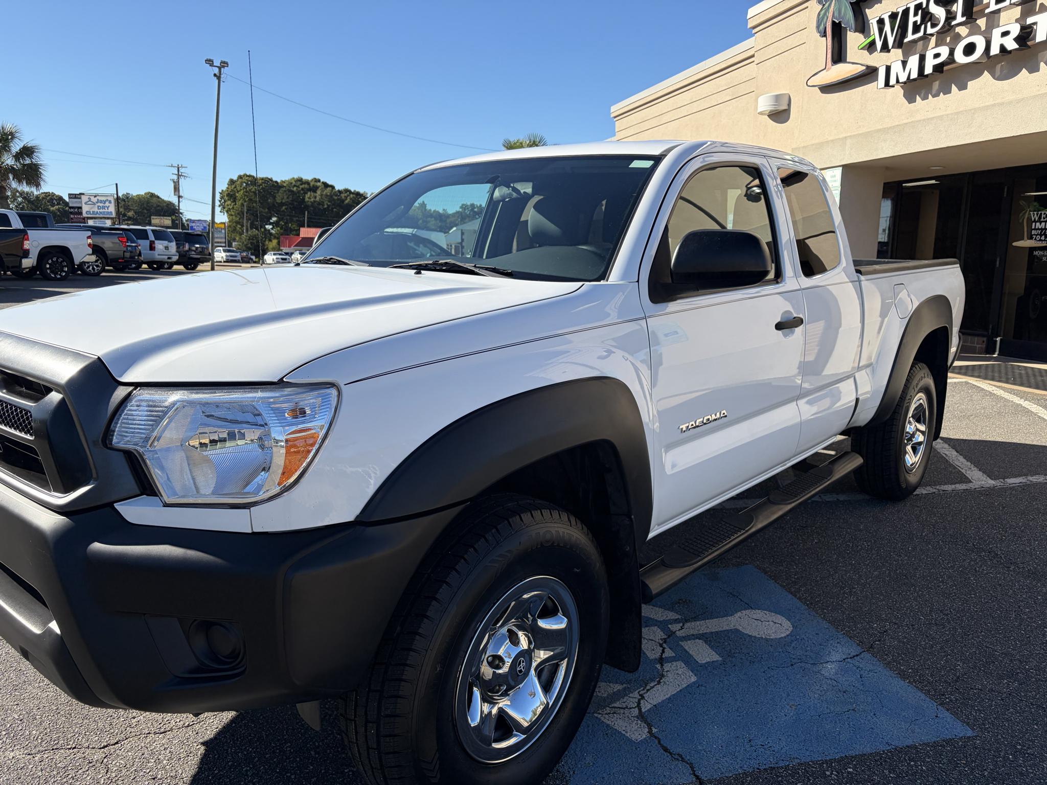 Toyota Tacoma 2WD Access Cab I4 AT PreRunner (Natl) 2014