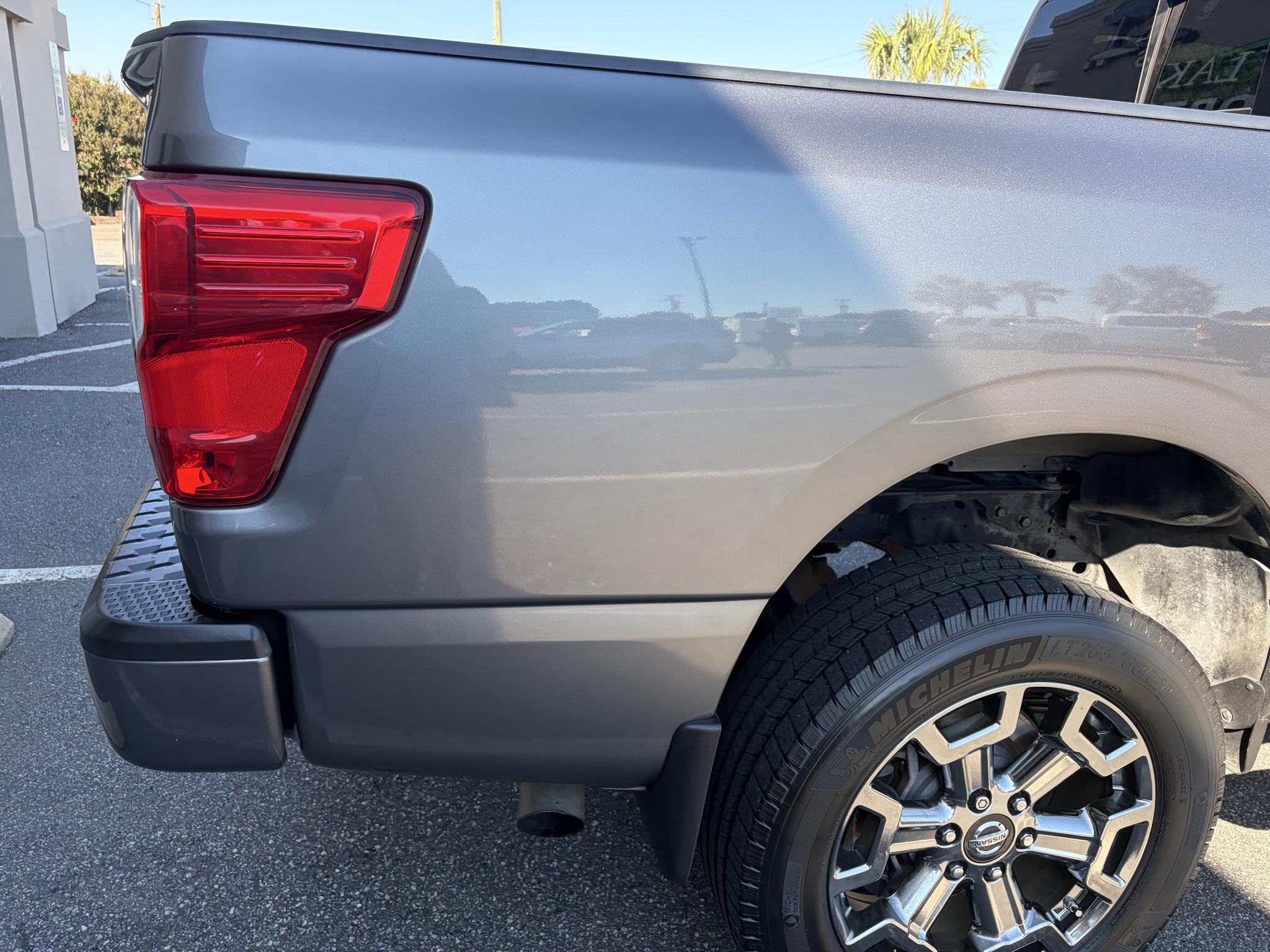 Nissan Titan XD 4x4 Diesel Crew Cab SV 2017