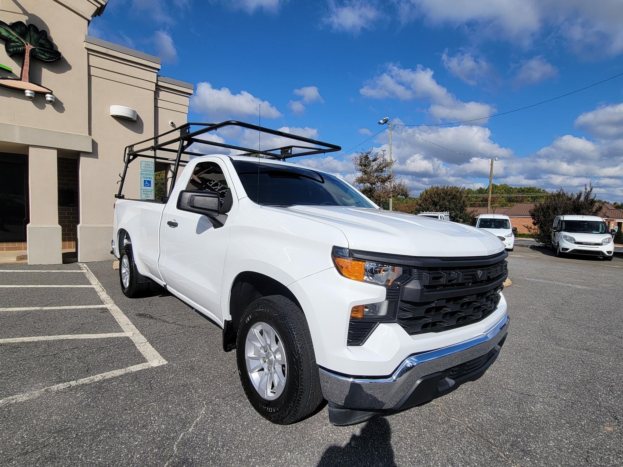 Chevrolet Silverado 1500 2WD Reg Cab 140" Work Truck 2023