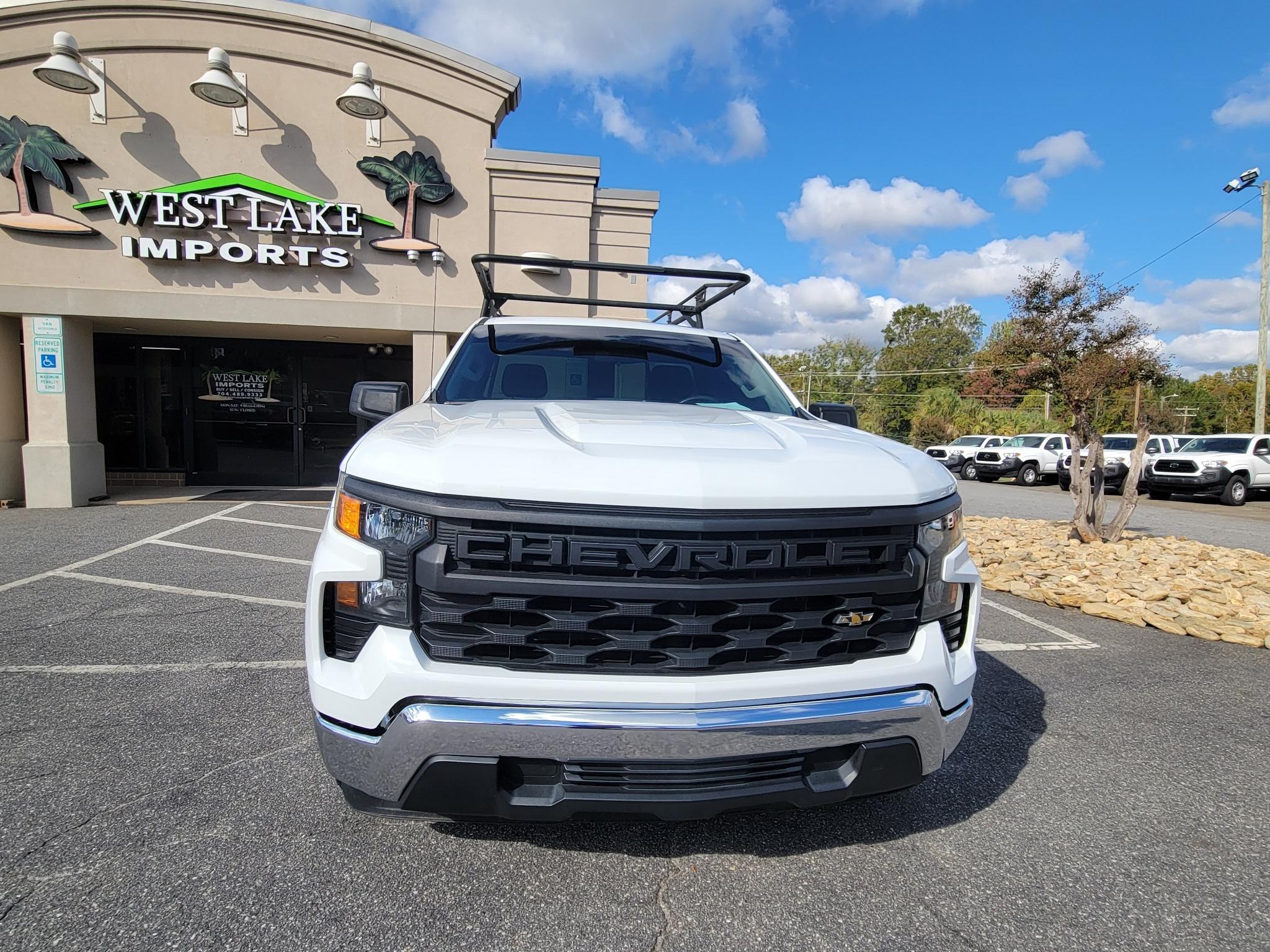 Chevrolet Silverado 1500 2WD Reg Cab 140" Work Truck 2023
