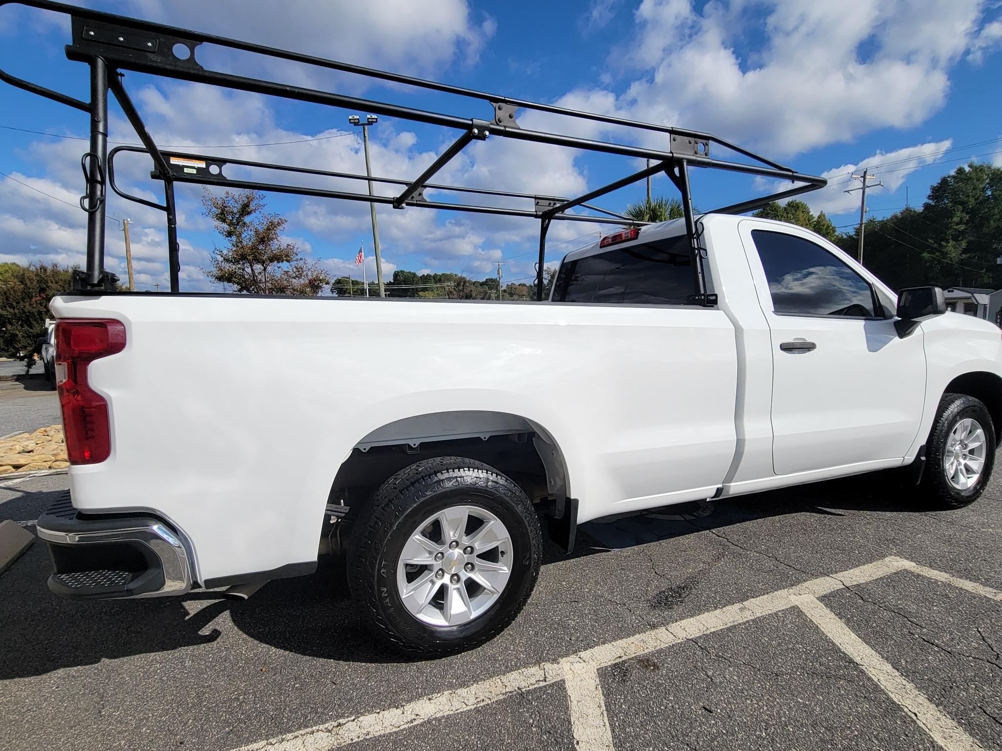 Chevrolet Silverado 1500 2WD Reg Cab 140" Work Truck 2023