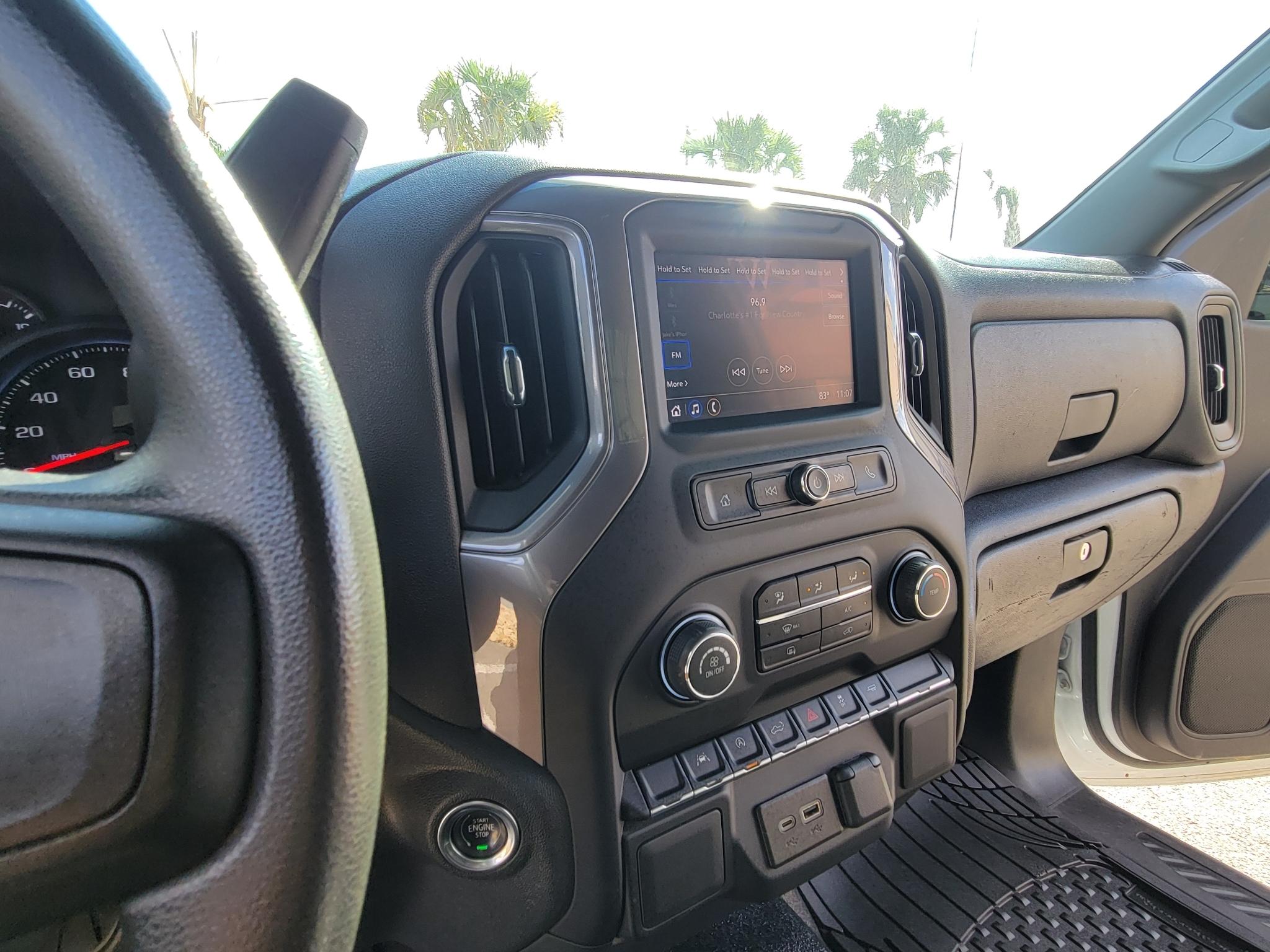 Chevrolet Silverado 1500 2WD Reg Cab 140" Work Truck 2023