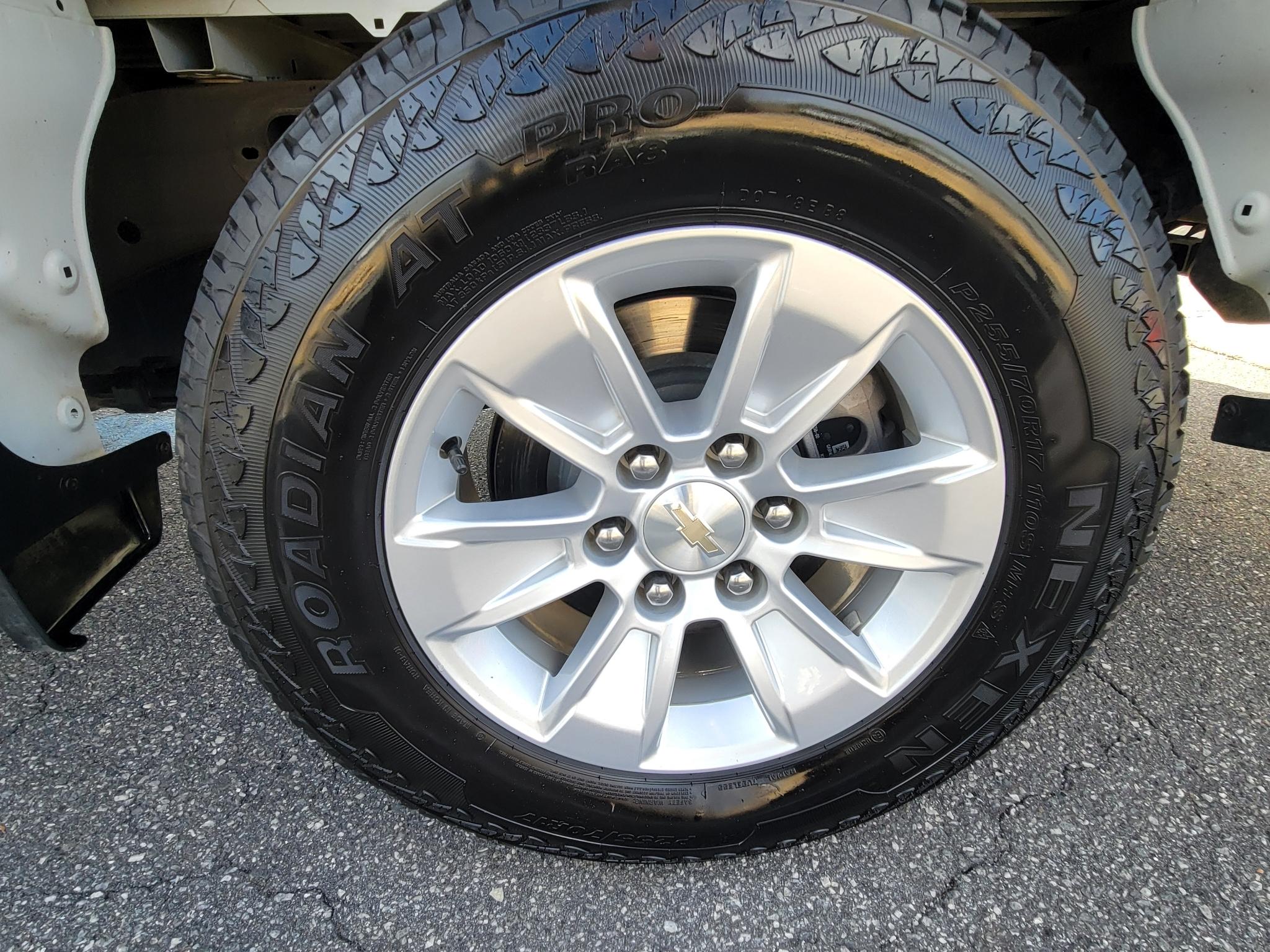 Chevrolet Silverado 1500 2WD Reg Cab 140" Work Truck 2023