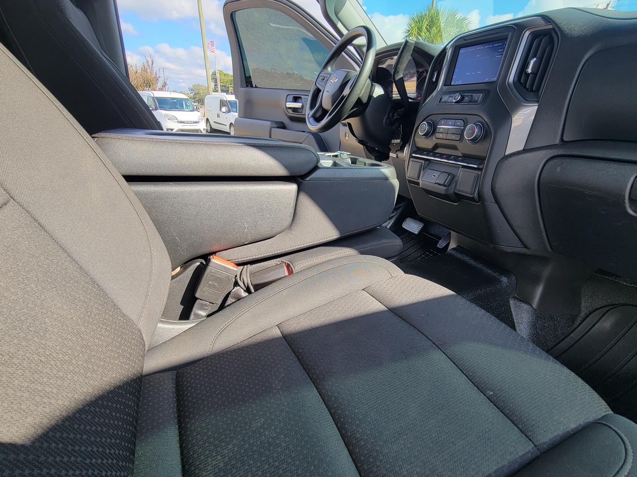 Chevrolet Silverado 1500 2WD Reg Cab 140" Work Truck 2023