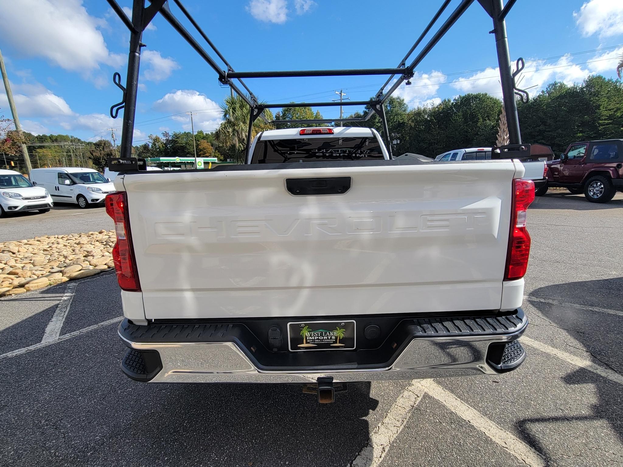 Chevrolet Silverado 1500 2WD Reg Cab 140" Work Truck 2023