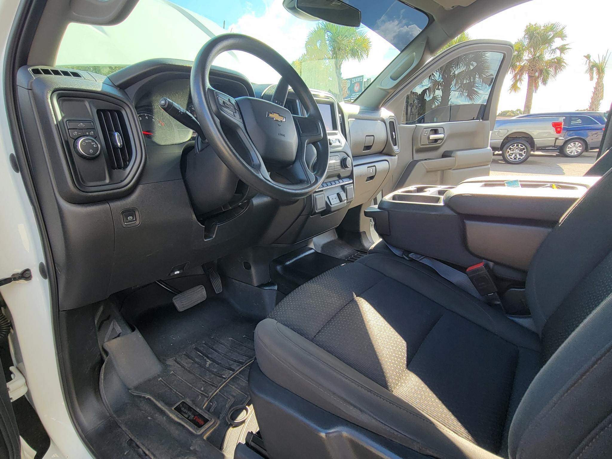 Chevrolet Silverado 1500 2WD Reg Cab 140" Work Truck 2023