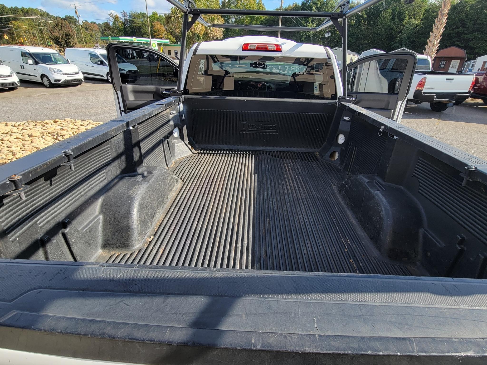 Chevrolet Silverado 1500 2WD Reg Cab 140" Work Truck 2023