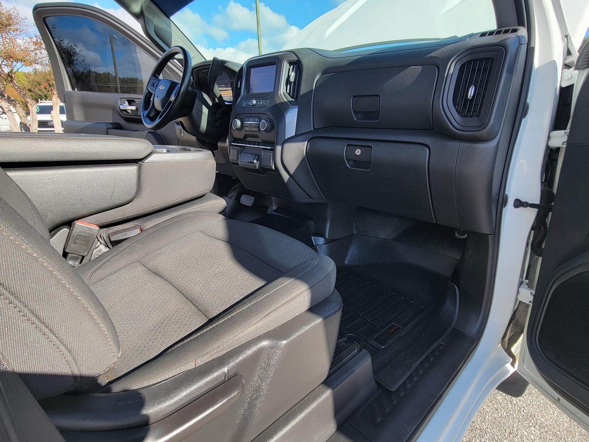 Chevrolet Silverado 1500 2WD Reg Cab 140" Work Truck 2023