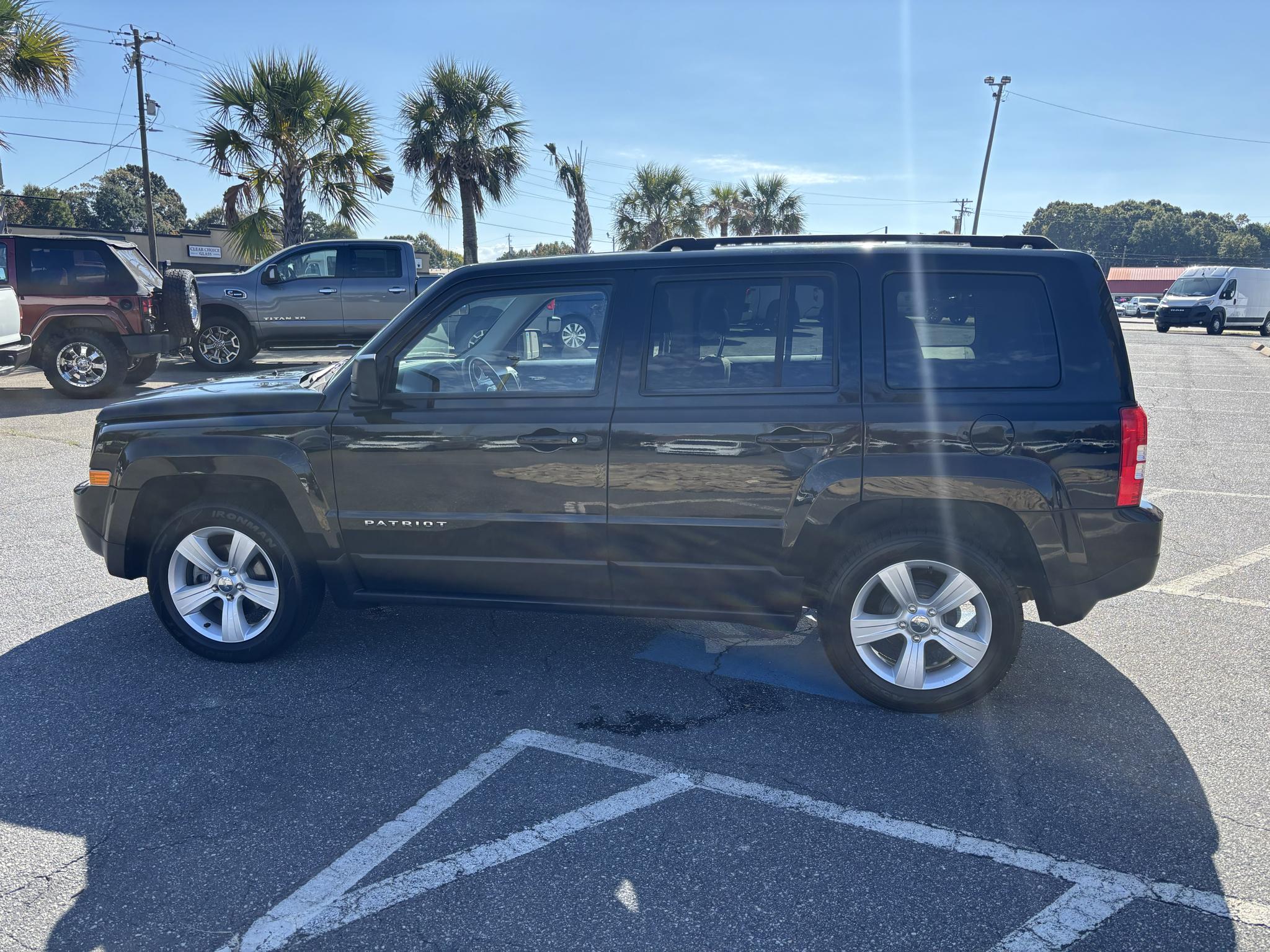 Jeep Patriot FWD 4dr Latitude 2013