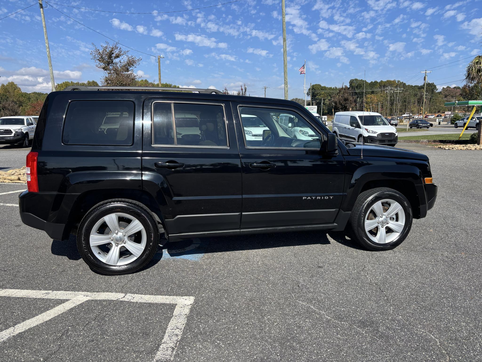 Jeep Patriot FWD 4dr Latitude 2013