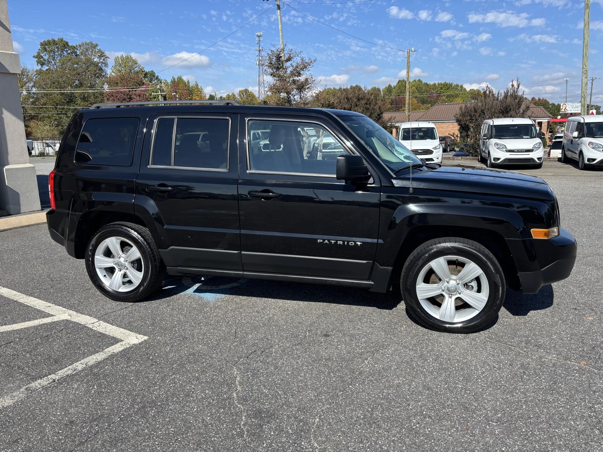 Jeep Patriot FWD 4dr Latitude 2013