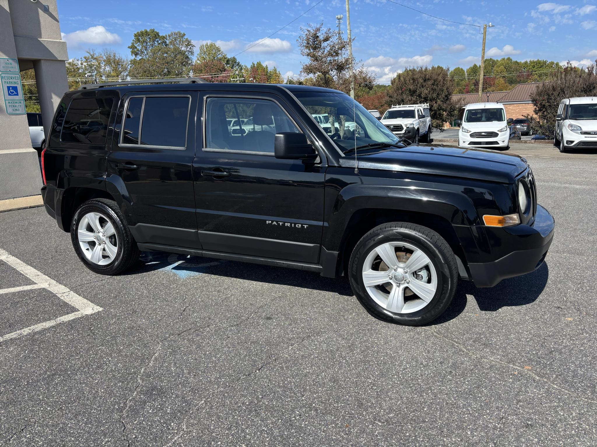 Jeep Patriot FWD 4dr Latitude 2013