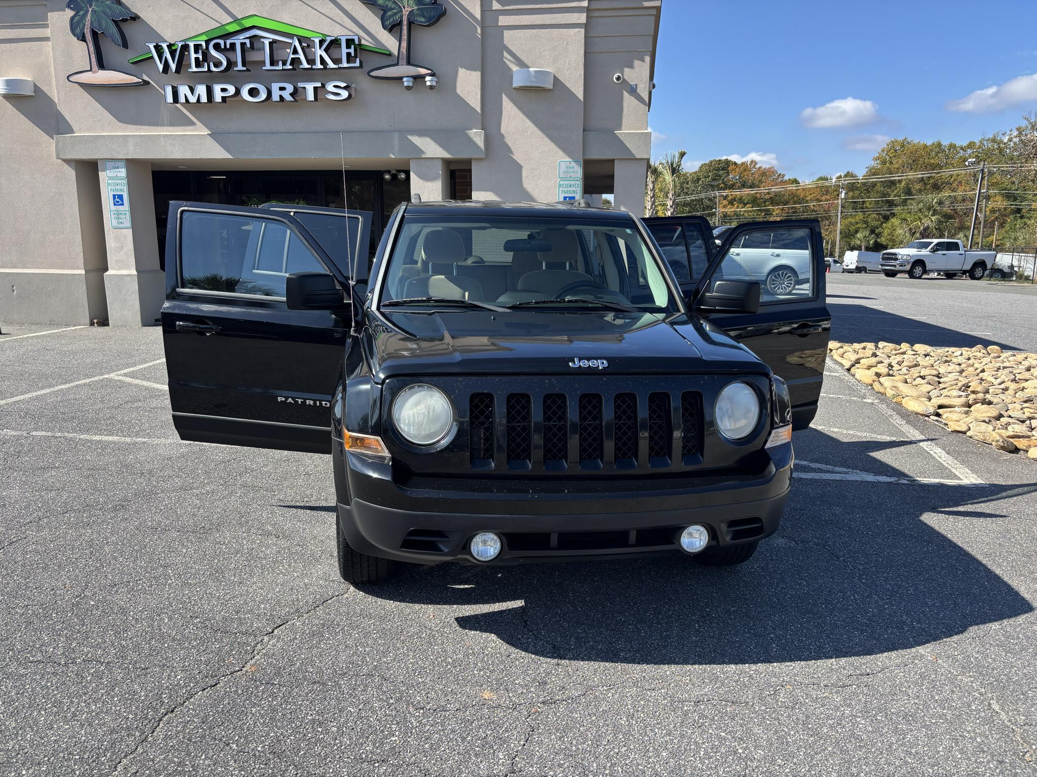 Jeep Patriot FWD 4dr Latitude 2013