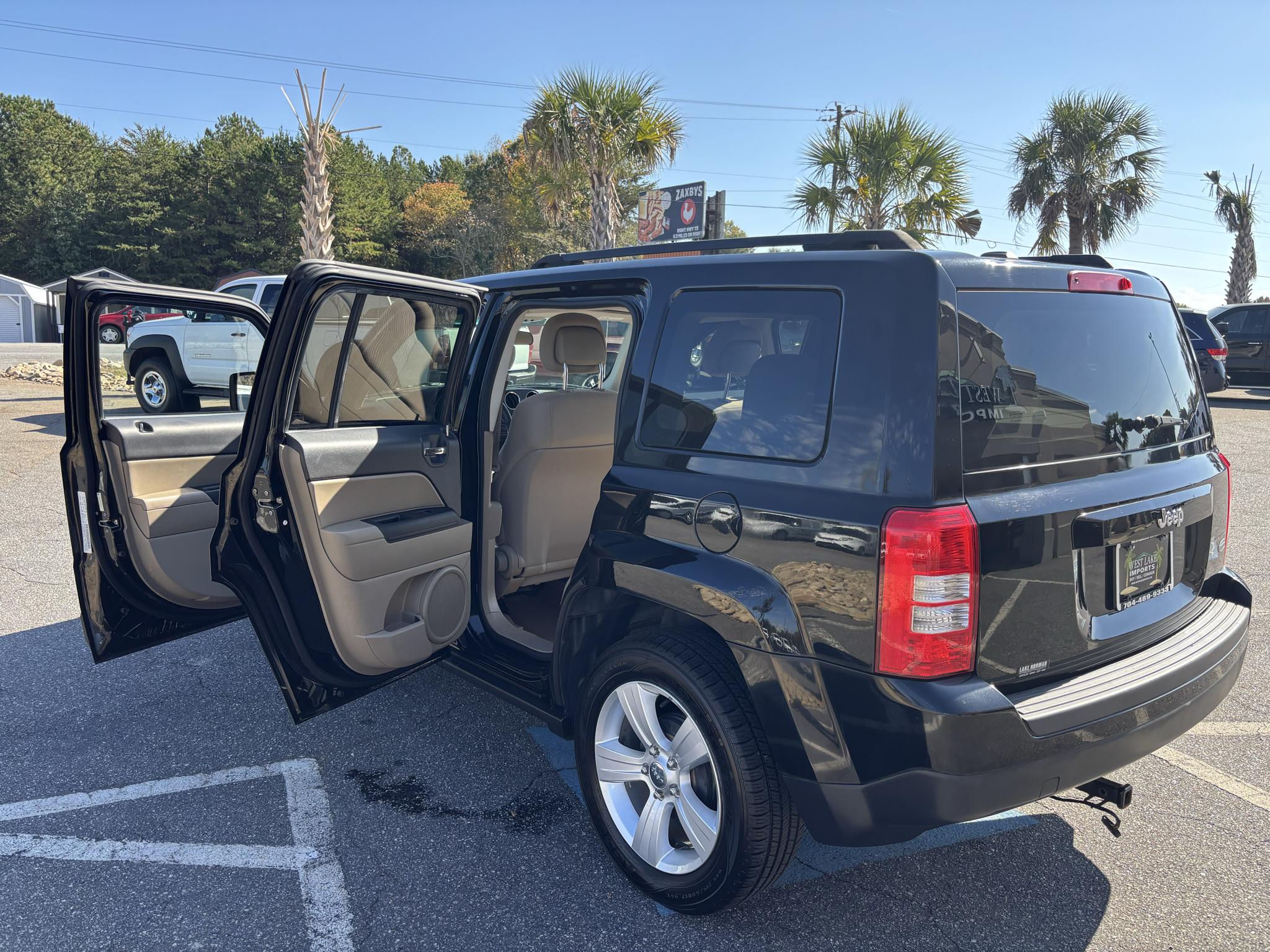 Jeep Patriot FWD 4dr Latitude 2013