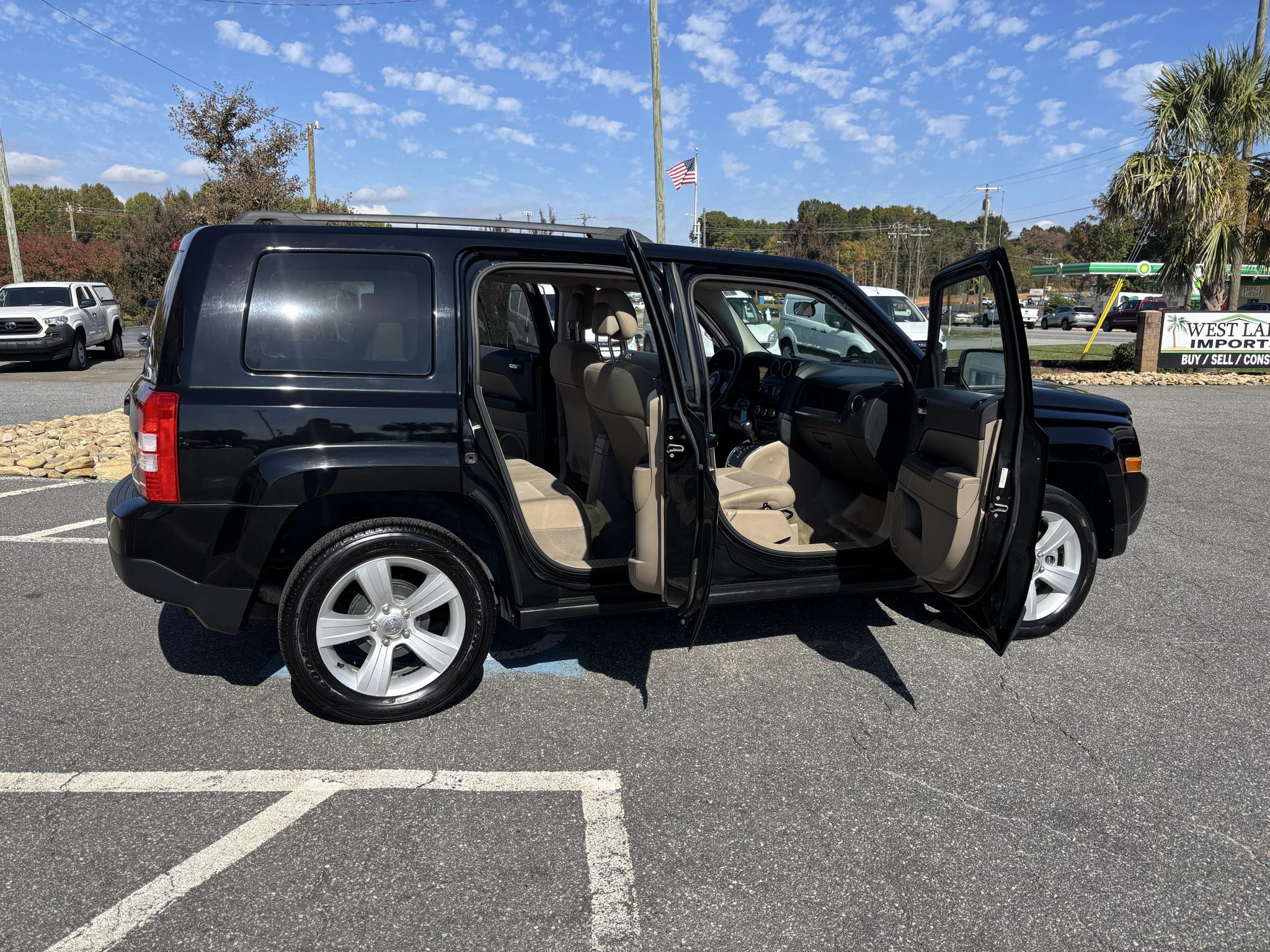 Jeep Patriot FWD 4dr Latitude 2013