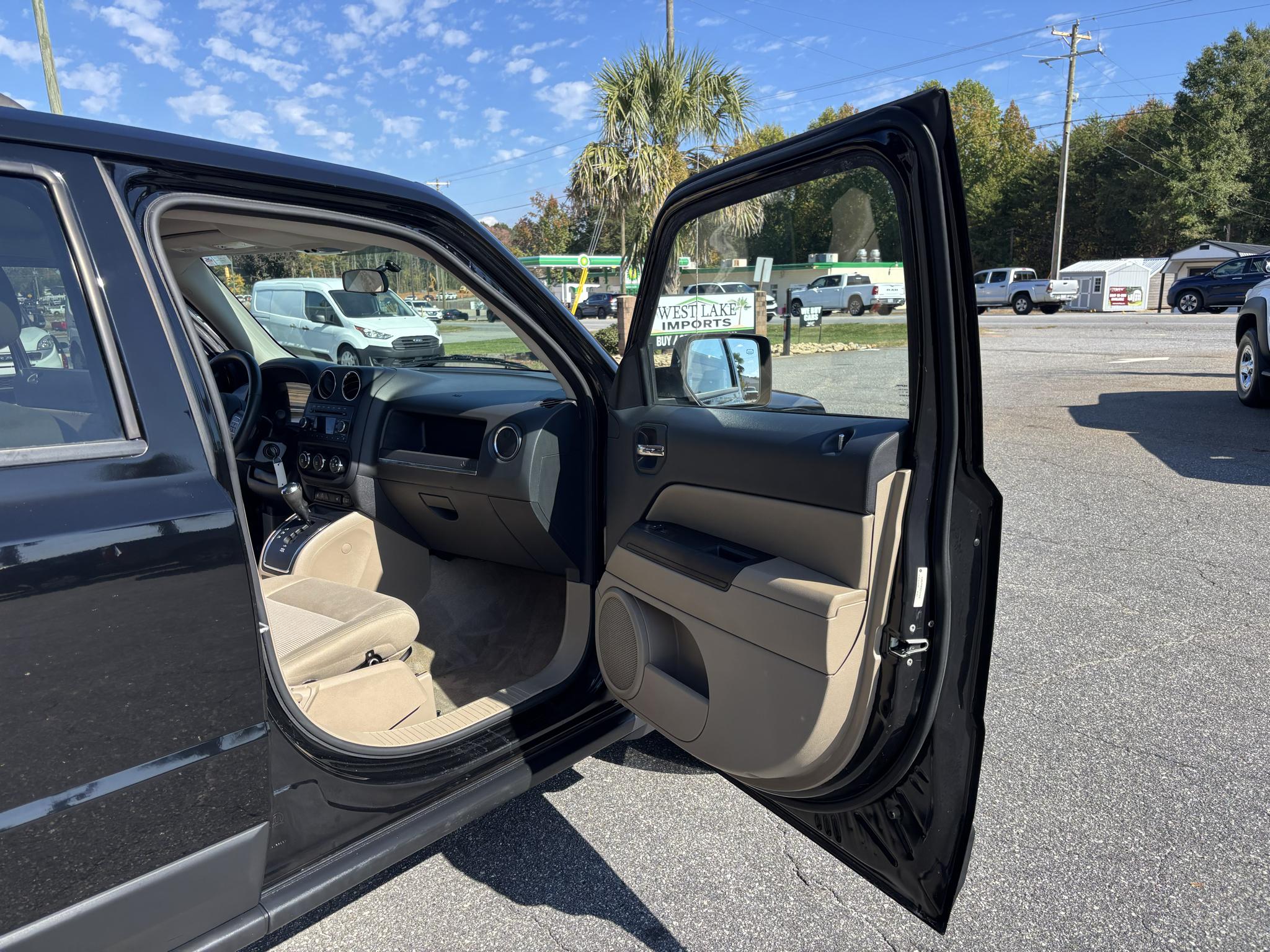 Jeep Patriot FWD 4dr Latitude 2013