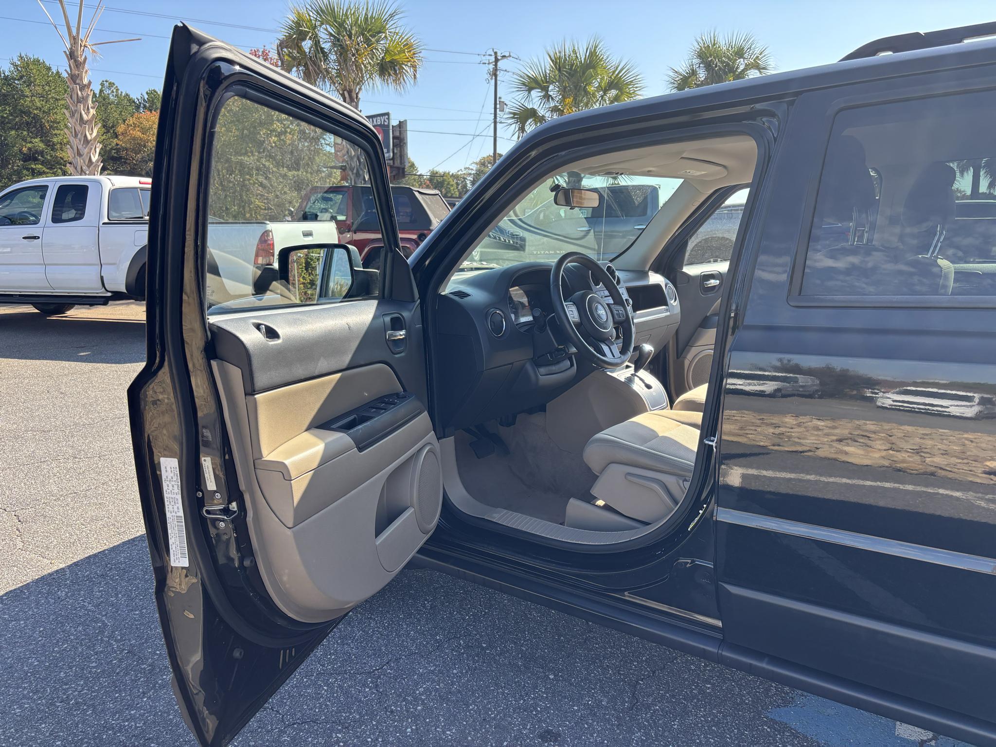 Jeep Patriot FWD 4dr Latitude 2013