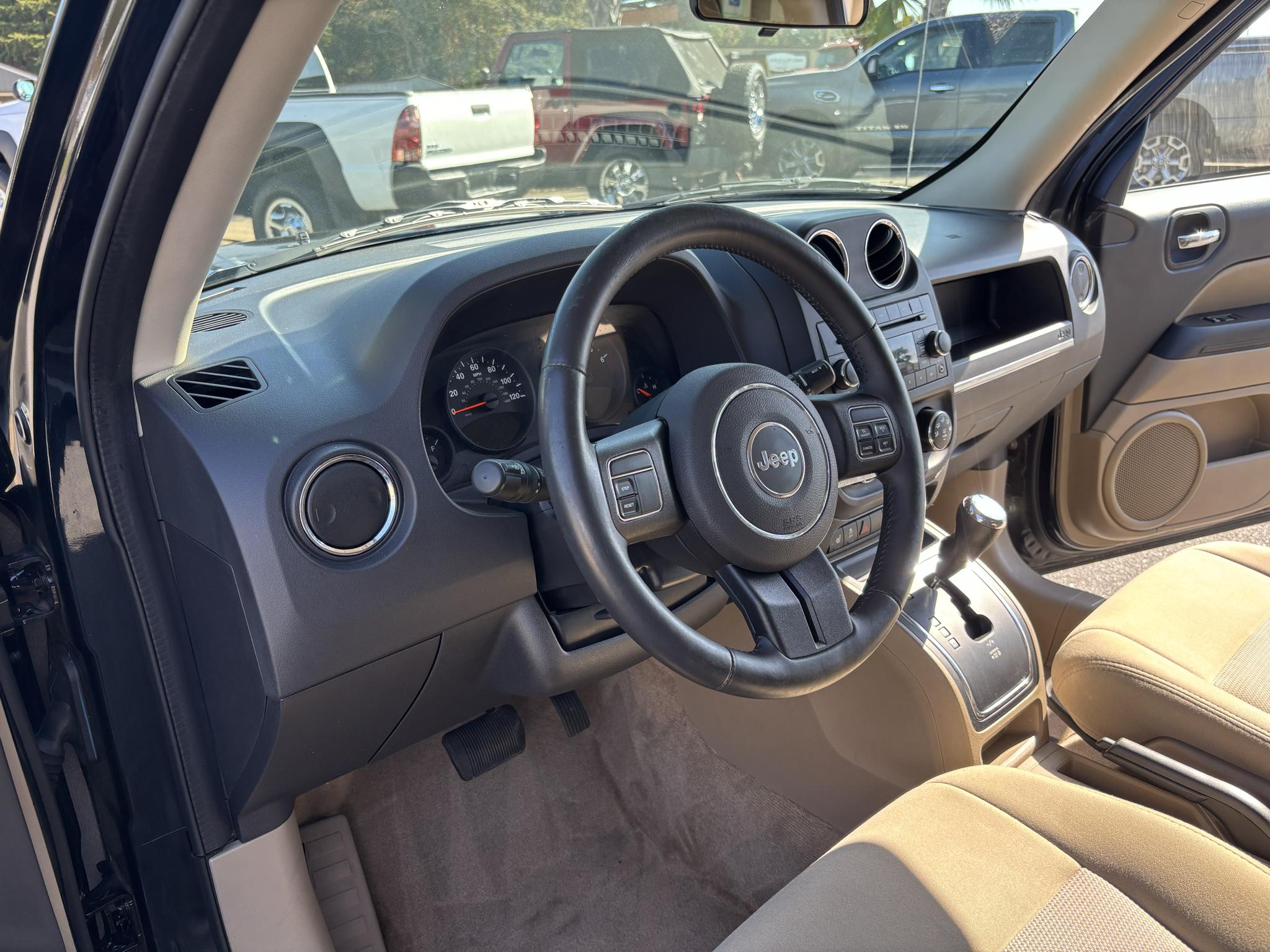 Jeep Patriot FWD 4dr Latitude 2013