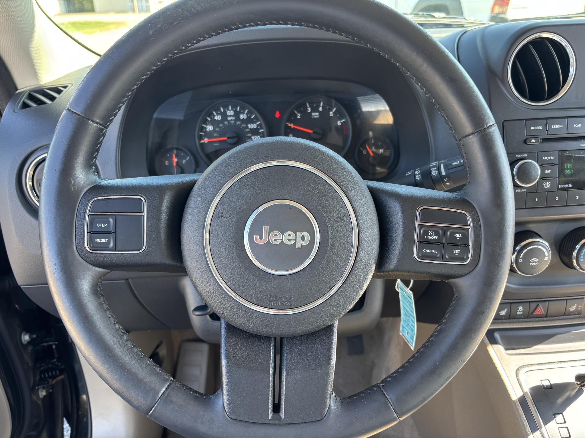 Jeep Patriot FWD 4dr Latitude 2013