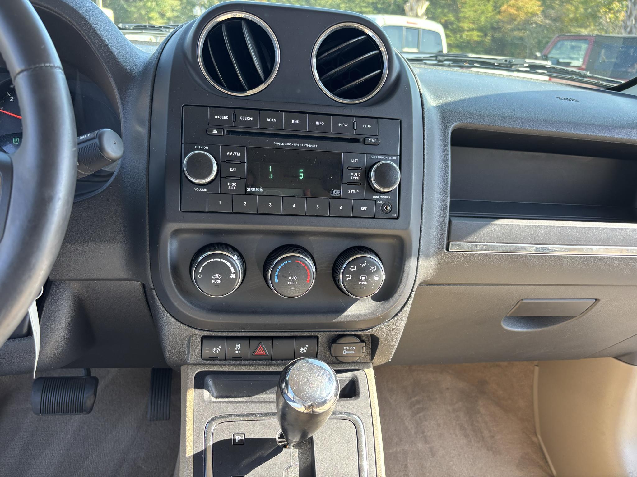Jeep Patriot FWD 4dr Latitude 2013