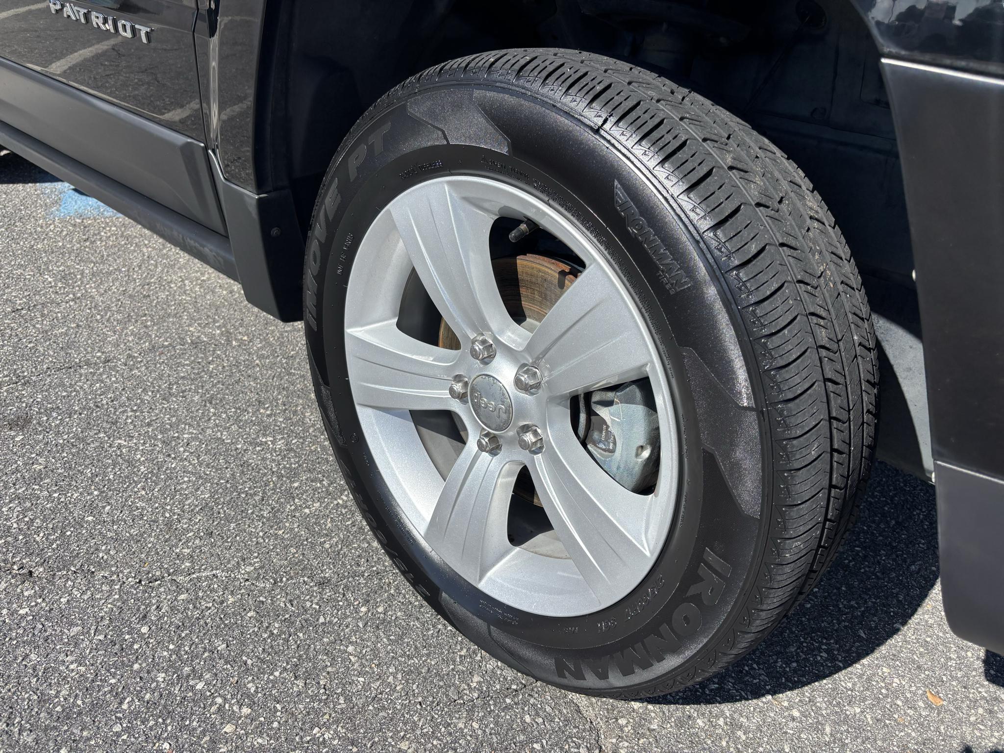 Jeep Patriot FWD 4dr Latitude 2013