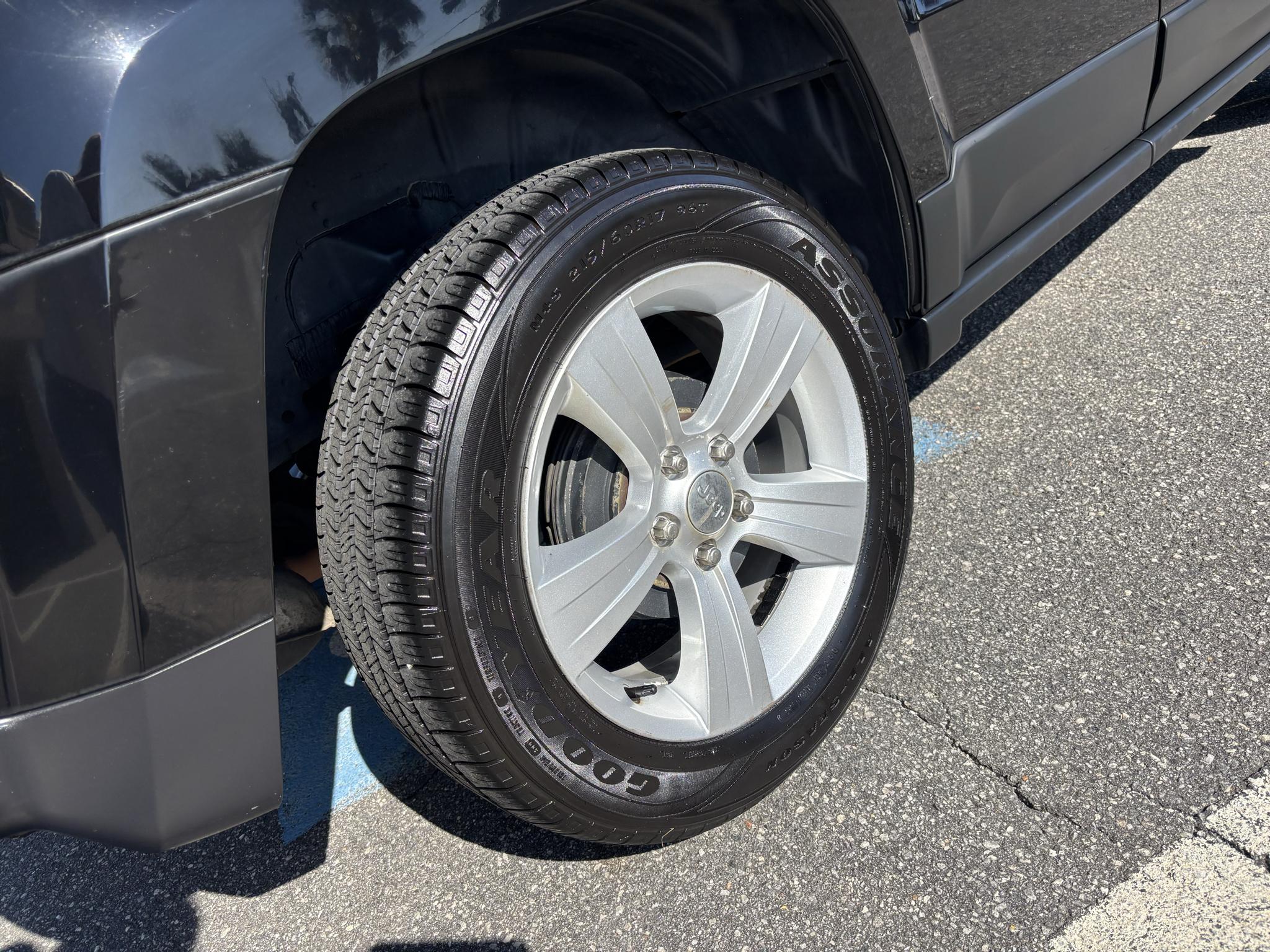 Jeep Patriot FWD 4dr Latitude 2013