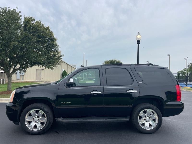 GMC Yukon SLT1 4WD 2011