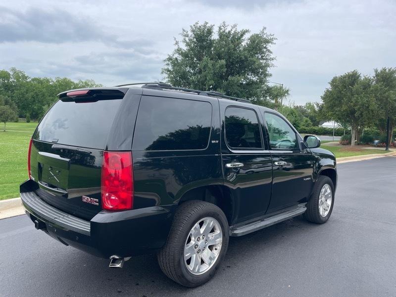 GMC Yukon SLT1 4WD 2011