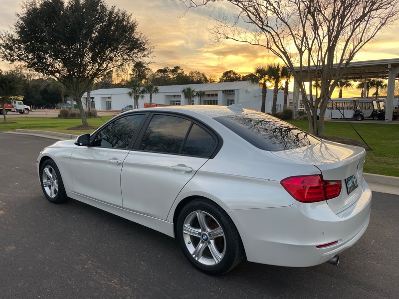 BMW 3-Series 320i Sedan 2015