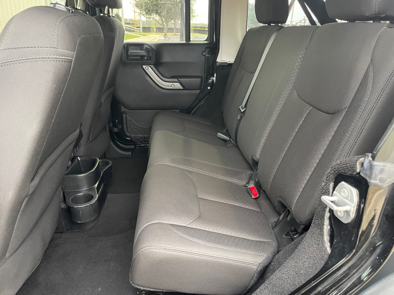 Jeep Wrangler Unlimited Sport 4WD 2015