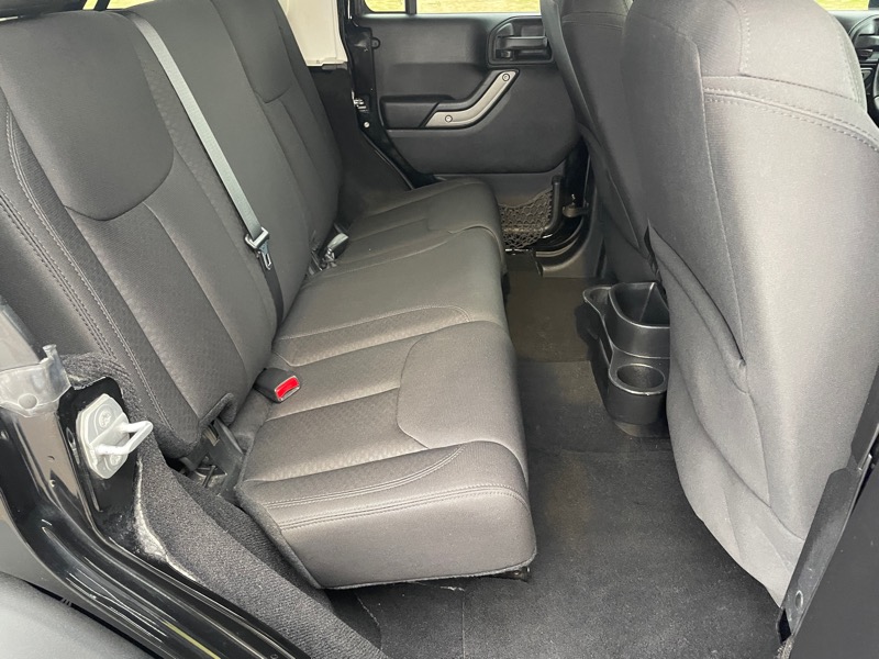 Jeep Wrangler Unlimited Sport 4WD 2015