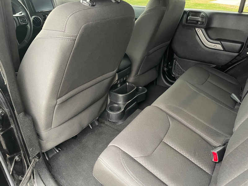 Jeep Wrangler Unlimited Sport 4WD 2015