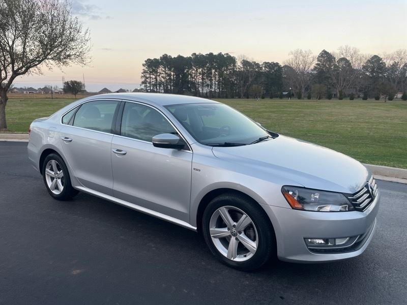 Volkswagen Passat Limited Edition 4D Sedan 2015