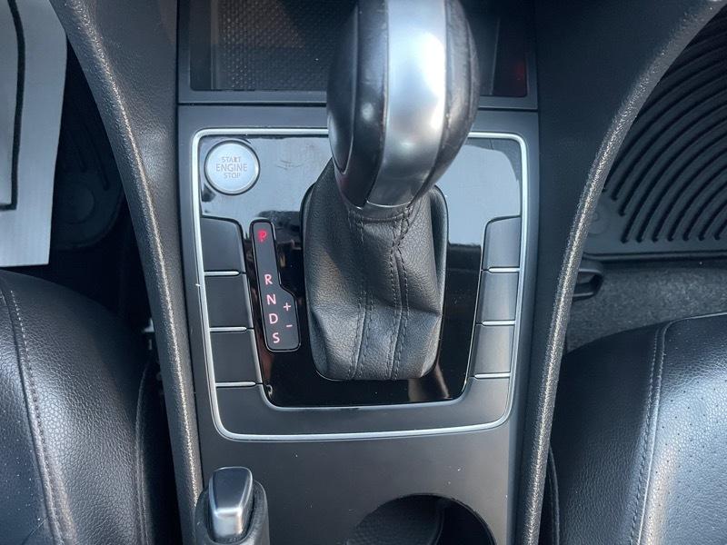 Volkswagen Passat Limited Edition 4D Sedan 2015