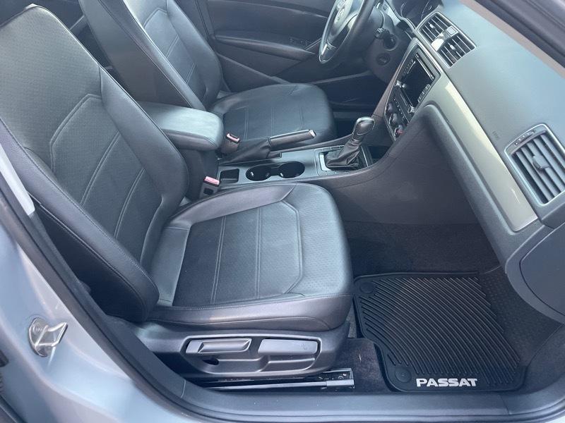 Volkswagen Passat Limited Edition 4D Sedan 2015