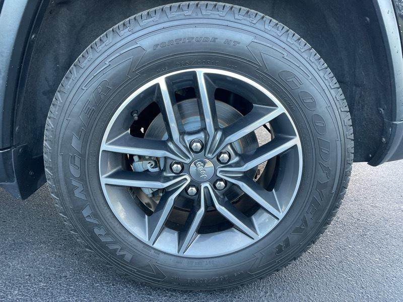 Jeep Grand Cherokee Limited 2WD 2017