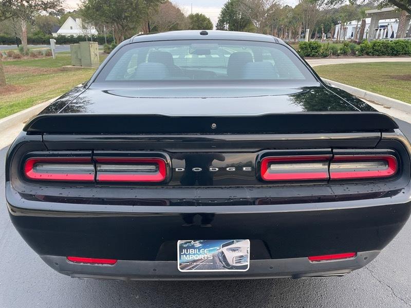 Dodge Challenger 2dr Cpe R/T 2018