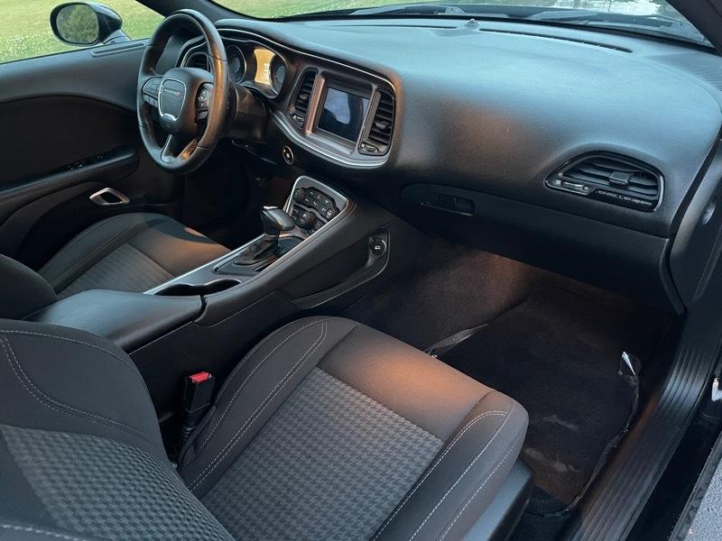 Dodge Challenger 2dr Cpe R/T 2018