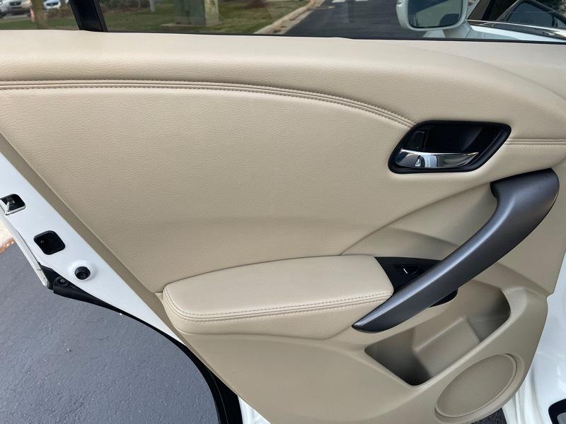 Acura RDX 6-Spd AT w/ Technology Package 2015