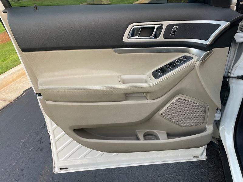 Ford Explorer 2WD 4dr V6 XLT 2015