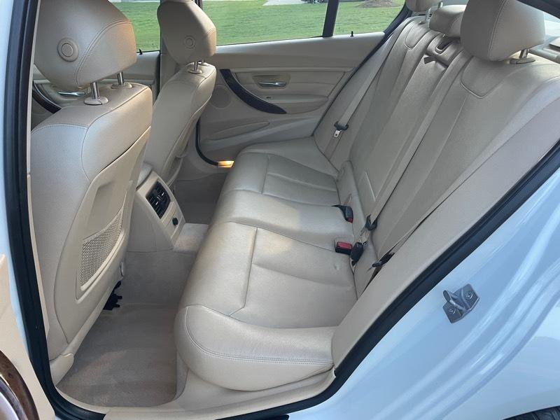 BMW 3-Series 328i Sedan 2014