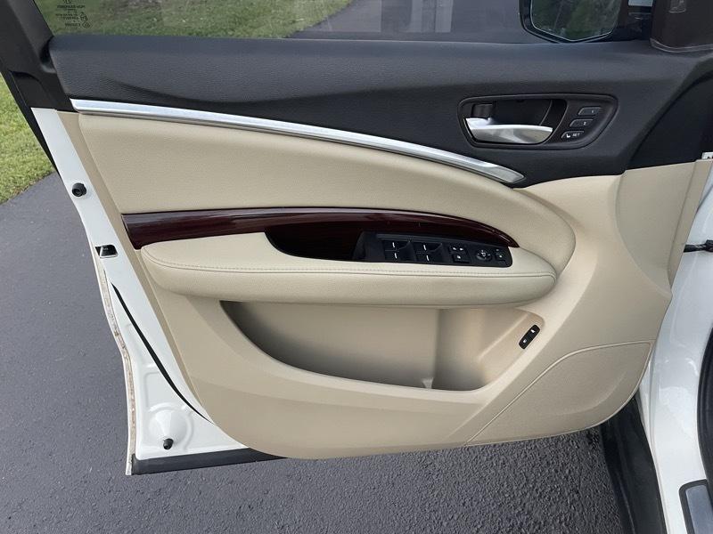Acura MDX SH-AWD 9-Spd AT w/Tech Package 2016