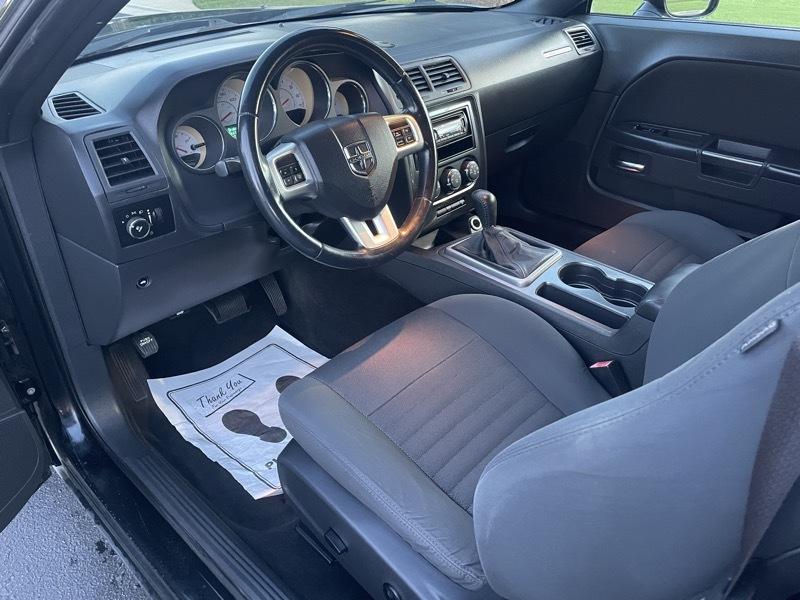 Dodge Challenger SXT 2012