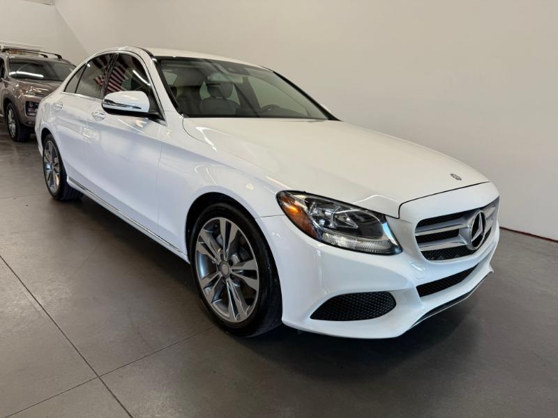 2016 Mercedes Benz C 300 Sedan photo 3