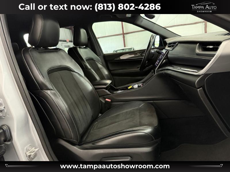 2021 Jeep Grand Cherokee L Altitude 4x2