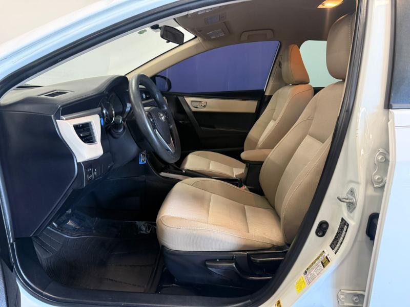 Toyota Corolla LE 2016