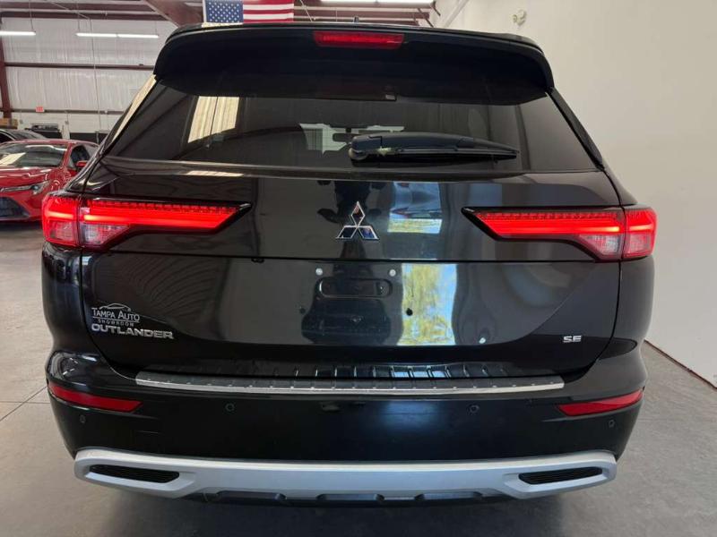 Mitsubishi Outlander SE 2024